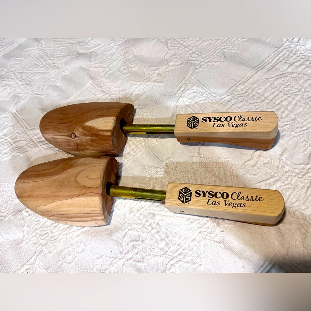 SYSCO CLASSIC Las Vegas Unisex Wooden Shoe Stretcher Trees Adjustable